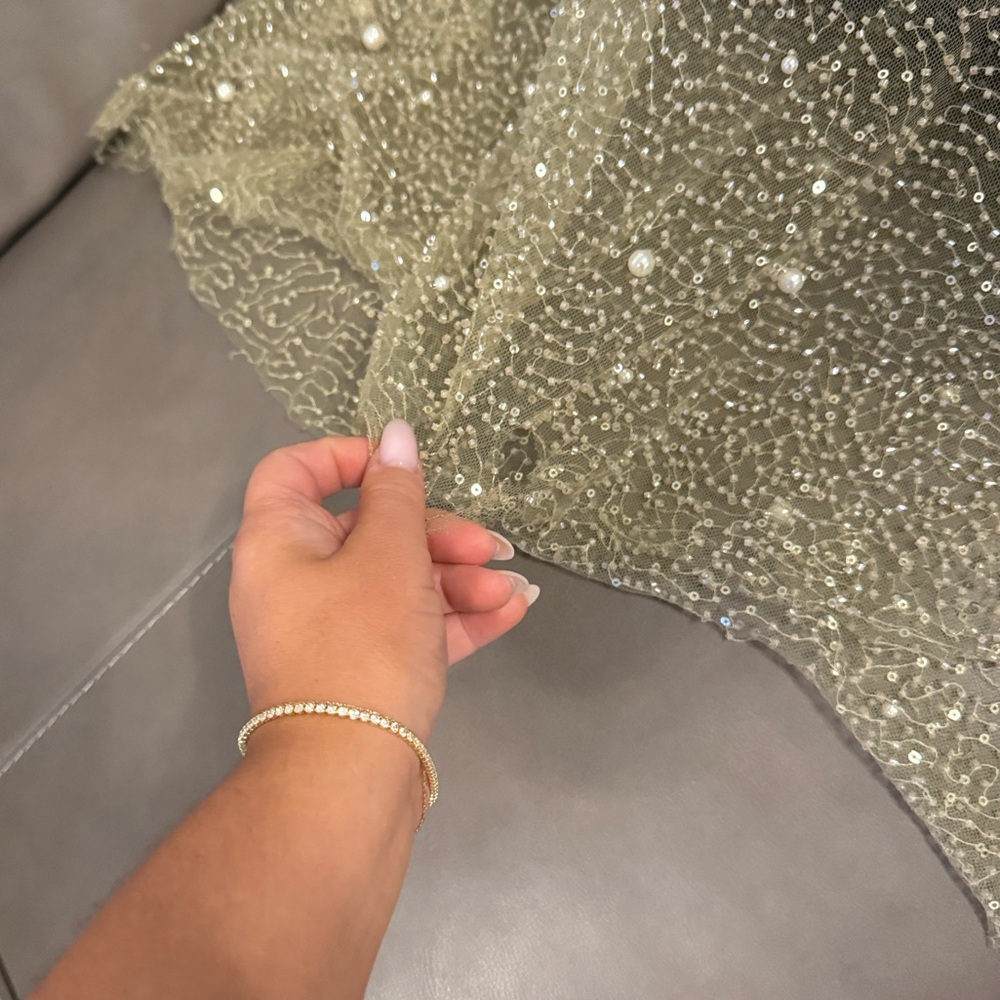 Miss Circle Ginny Pearl Embellished Backless Gown - Picture 8 of 9